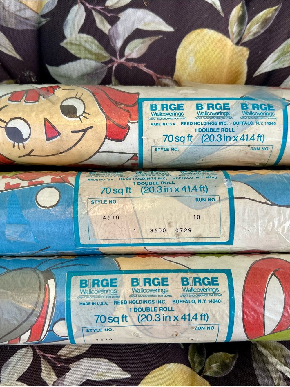 Birge Vintage Rolls Wallpaper with Playful Raggedy Ann Doll & Andy 1980